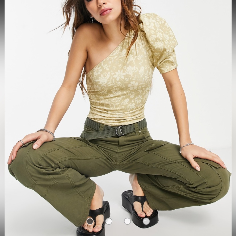 Free People Something Bout You Floral Print Bodysuit In Pale Yellow Tan Size XS - Picture 2 of 14